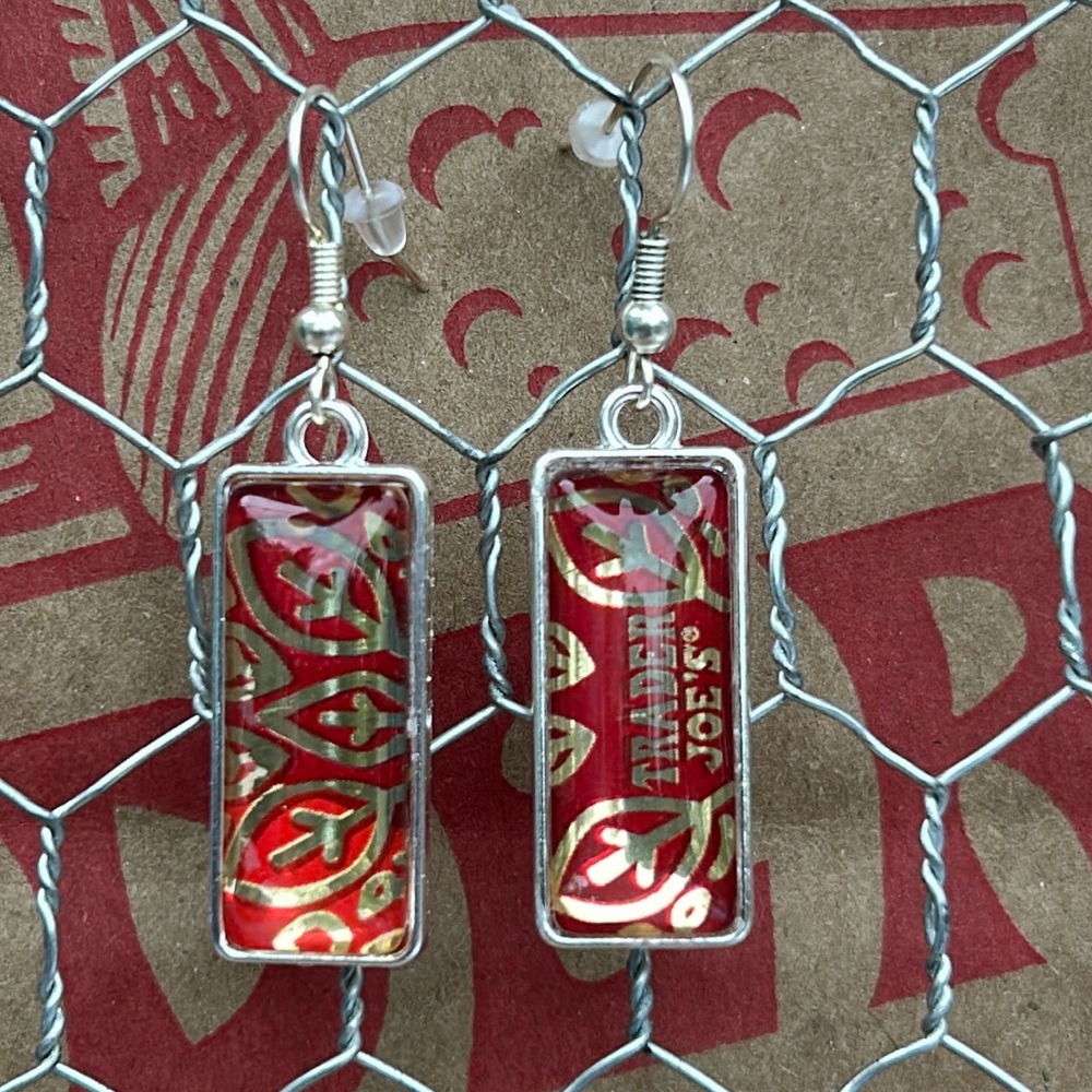 Trader Joe’s rectangle earrings shimmer